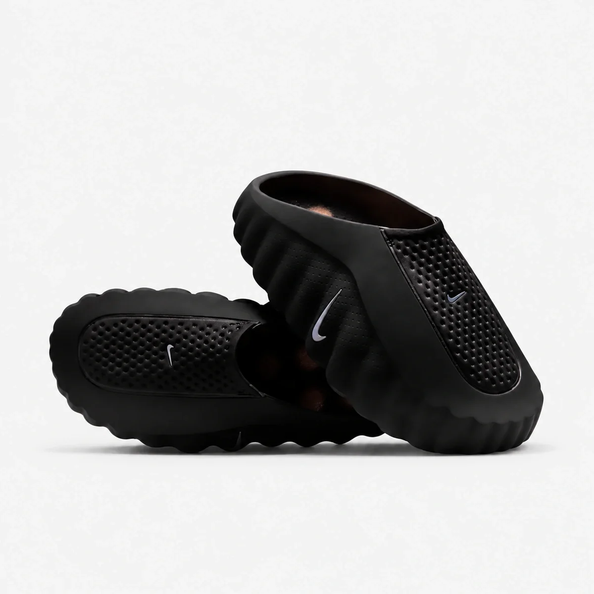 Nike Mind 001